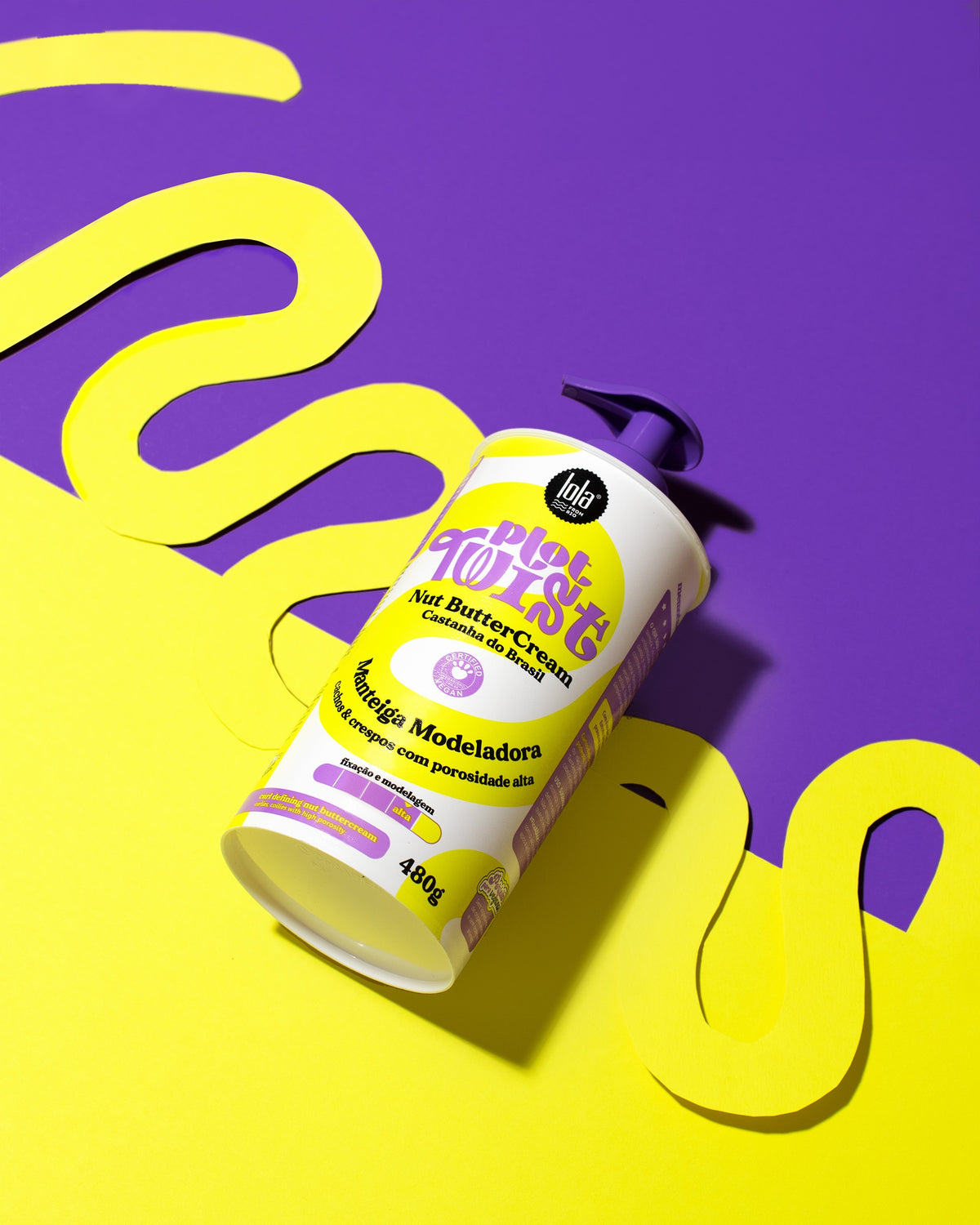 Lola Cosmetics Plot Twist Nut Butter Cream - Styling cream for frizzy hair 480 g